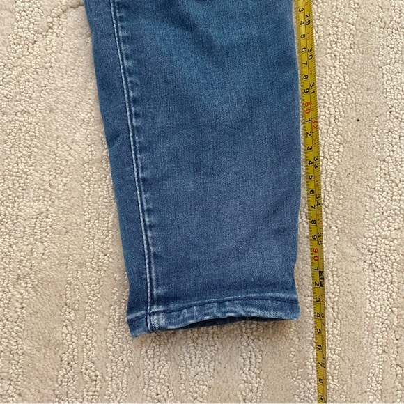 A&F Ultra Skinny High Rise Jeans - Picture 6 of 7